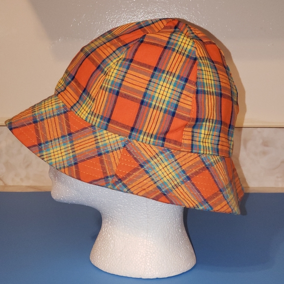 Multi-Color Bucket Hat - Picture 3 of 9